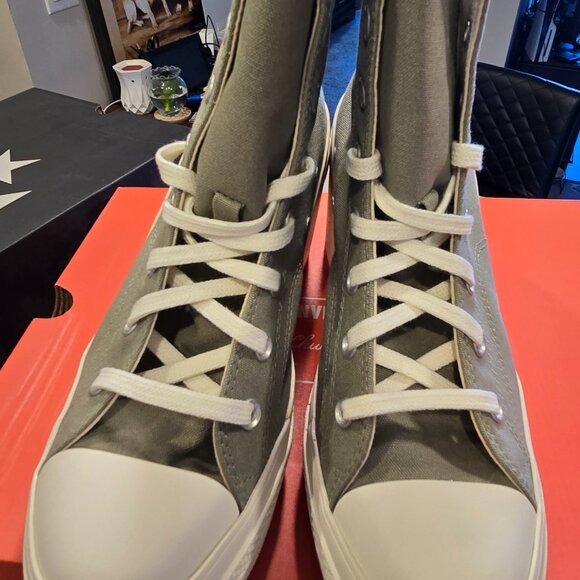 Chuck Taylor 70 De Luxe Heel High Top Shoes A11899C Women's Size 9 Olive Green - Picture 5 of 13